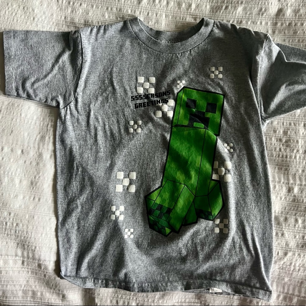 Christmas Minecraft T shirt boys 6/7